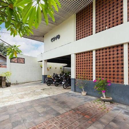 Cove Matahari Senja Aparthotel Denpasa Buitenkant foto