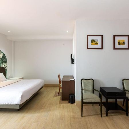Cove Matahari Senja Aparthotel Denpasa Buitenkant foto