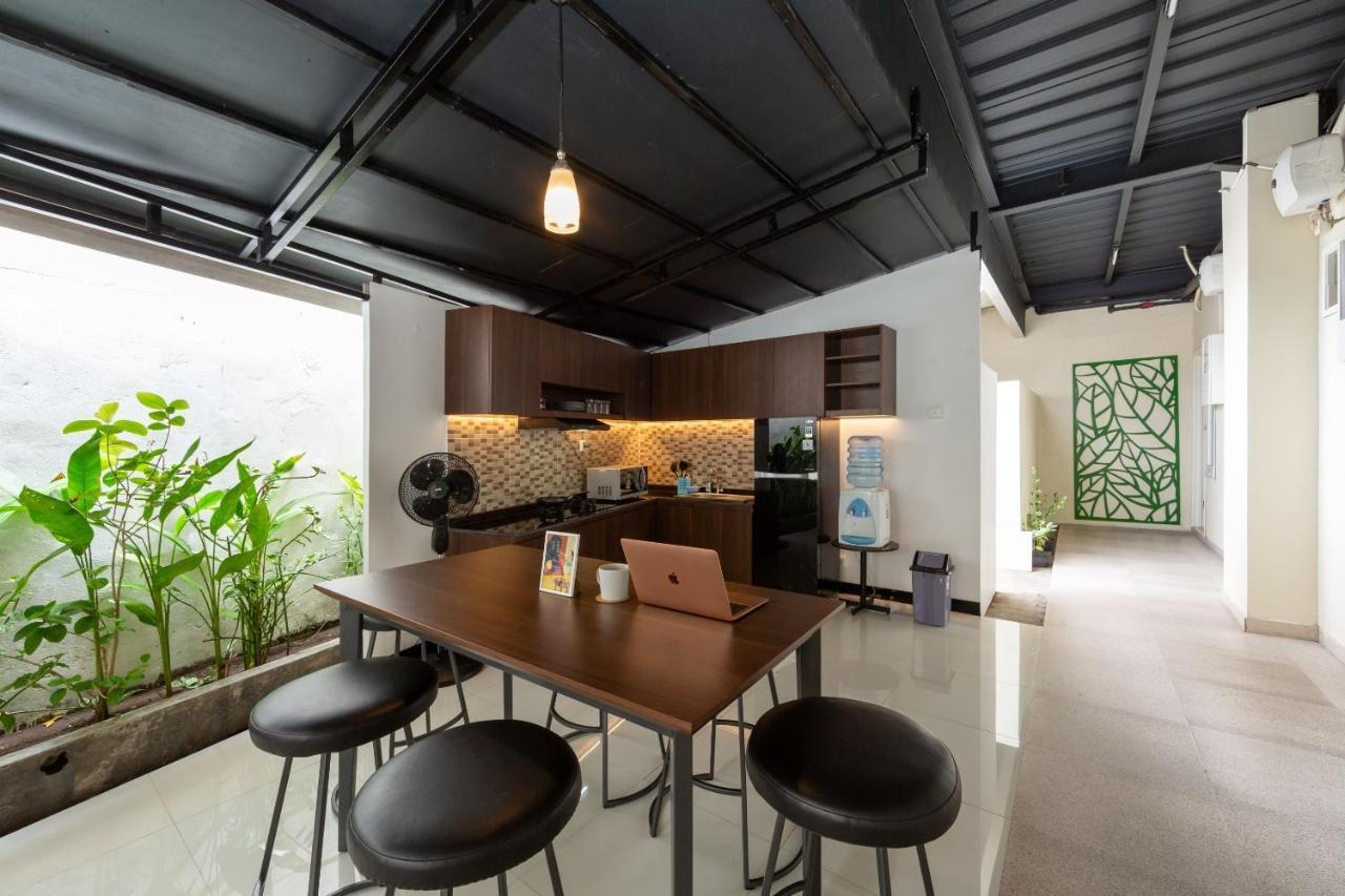 Cove Matahari Senja Aparthotel Denpasa Buitenkant foto